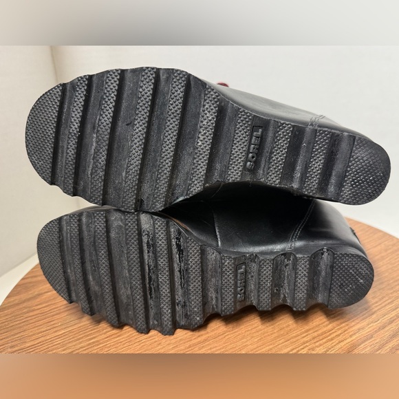 Sorel Women’s Black Leather Conquest Wedge Waterproof Lace Up Ankle Booties - Picture 7 of 11